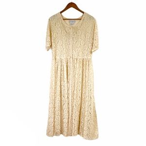 Vintage Nostalgia Lace Button Up Maxi Dress Tan M
